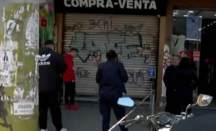Tiroteo en Gregorio de Laferrere: seis delincuentes ingresaron a una joyería para robar y hubo un transeúnte baleado