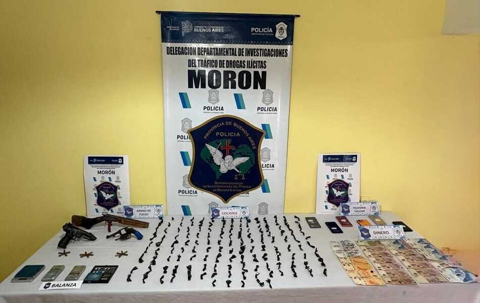 Allanamiento en Villa Tesei: desarticulan una banda narco y secuestran más de 200 dosis de cocaína
